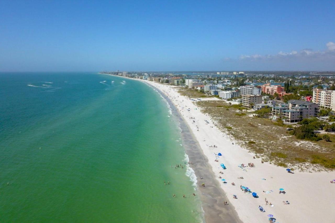 402 - Sandy Shores St. Pete Beach Eksteriør billede